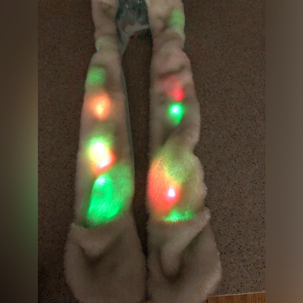 Justice Unicorn Light Up 3-in-1 Hat Scarf Mittens Multicolor Light Blinking - Picture 2 of 16
